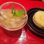 賛否両論 - 2012年9月　洋なしのジュレ　季節のもなか