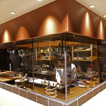 AU GAMIN DE TOKIO table - 囲炉裏のあるカウンター