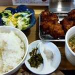 Atataka ya - 鶏からあげ定食