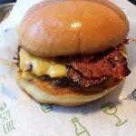 Shake Shack - smoke shack 約1000円