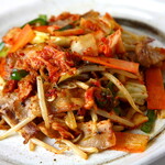 Kimchi stir-fried vegetables