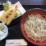遊膳さくら - 海老天蕎麦(冷)¥1150