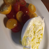 カルネジーオ イースト - 