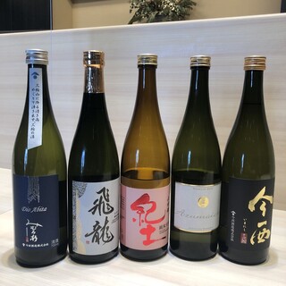 Carefully selected sake that goes well with yakitori