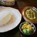 サジョワン - 海老とホウレンソウのカレー