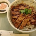 炭焼豚丼 豚郎 - 豚郎　ロース丼