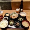 わしょくや 九段下 - 料理写真:おばんざいランチ(あこう鯛となすの揚出し)900円、瓶ビール600円