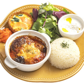 ラ・メゾン アンソレイユターブル_0