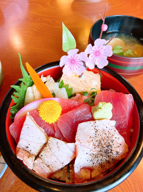再訪 マグロの心臓のお刺身 By 食いしんこのは嬢 割烹 宗よし 三崎口 割烹 小料理 食べログ