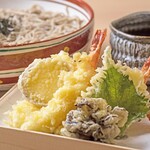 蕎麦処 いなたや - 料理写真:天ぷらは綿実油と胡麻油を使用