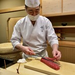 日本橋蛎殻町 すぎた - 端正な所作