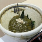 よし春 - つきだしの めかぶの酢の物