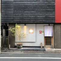 焼鳥 おみ乃 - 店構え