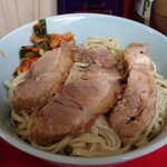 ラーメン二郎 - 豚は3枚でした