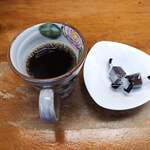 Senryou - 食後のコーヒー＆チョコサービス