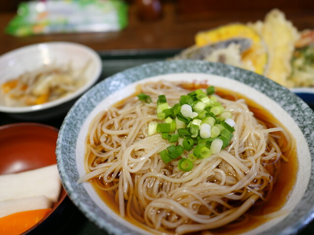 弥助そばや（彌助蕎麦屋） &ndash; 羽後町の本格手打ちそば店 | 秋田