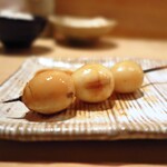 鳥しき - うずら。表面だけじゃなく味しっかり！美味しい