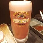 闇市 - レッドビール（262円）
      一番搾りが2/3、トマトジュースが1/3という絶妙なバランス