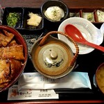 Shunsensakaba Irasshai - 豚丼 だし汁セット 1100円