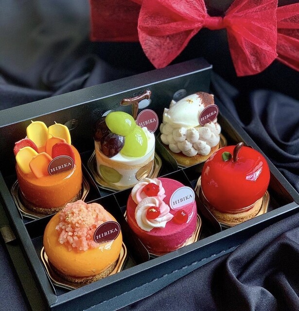 四季菓子の店 Hibika ヒビカ 梅田 ケーキ 食べログ