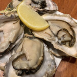 魚とワインはなたれThe Fishand Oysters - 