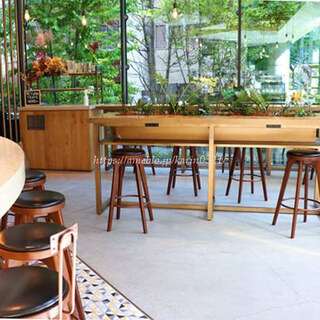 ヤホ コーヒーロースター&ワインバー_2