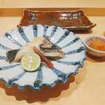寿司割烹 魚紋 - 石鯛のカマ焼き
