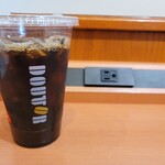 Dotoru Kohi Shoppu - アイスコーヒーL(326円)