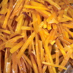 覚王山 吉芋 - 花火。芋の角が立っています。