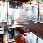 沖縄居酒屋 香の帆 - テーブル席