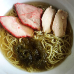 藤原製麺 - 料理写真:利尻昆布ラーメン(調理例、チャーシューは自前であり商品に付いてこない)