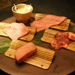 西麻布 焼肉 X - 但馬牛タン、但馬牛タンシタ、但馬牛タンしゃぶしゃぶ、但馬牛タン厚切り(TENコース)