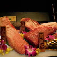 西麻布 焼肉 X - TENコースに使う都萬牛、但馬玄、但馬牛