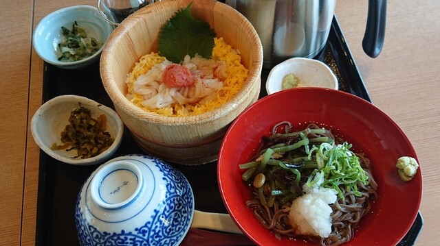 おひつごはん四六時中 泉南店 岡田浦 魚介料理 海鮮料理 食べログ