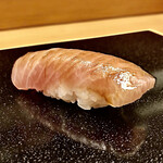 鮨 田可尾 - 鰤（承認済み）