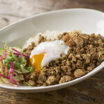 COMPHO - 特製ガパオライス