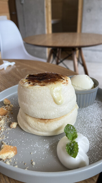 Trip Cafe Okinawa 恩納村 カフェ ネット予約可 食べログ