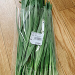 さんさん市場 - 沢山入ったニラ100円！