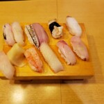 Kisshoutei Sushi Robata - おまかせ握り