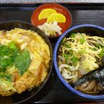 手打ちうどんの店倭 - 親子丼 680円 + 冷やしうどん 250円