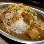 オイシイカレー - 鶏出汁チキンカレーと豚出汁ポークカレー　&コールスローサラダ