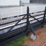 プレゼンテ スギ - 柵