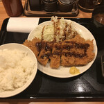 とんかつ まるや - 
