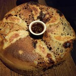 BAR THE GYO - にんにくにんにくにんにく焼餃子
