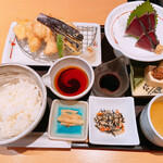 水炊き若どり - 鶏天と鰹たたき定食