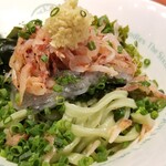 麺屋 六感堂 - 桜海老と生しらすのぶっかけ(温麺)