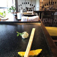 足利伊萬里 - 