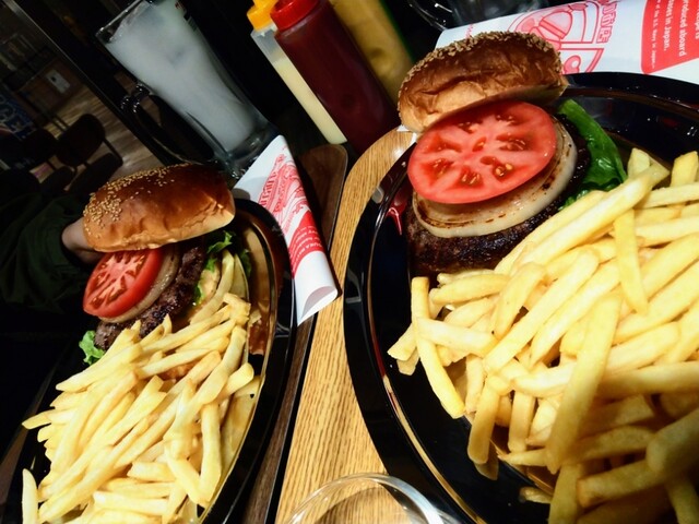 よこすか三大グルメのお店 よこすかグルメ艦隊 汐入 カレーライス 食べログ