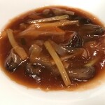 中国料理 桃李 - ナマコの醤油煮込み