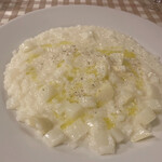 アンティカ トラットリア イナバ - ホワイトアスパラのリゾット